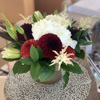 Petals - Flowers - Florists Near Me - Charlevoix, Michigan Petals - Flowers - Florists Near Me - Charlevoix, Michigan