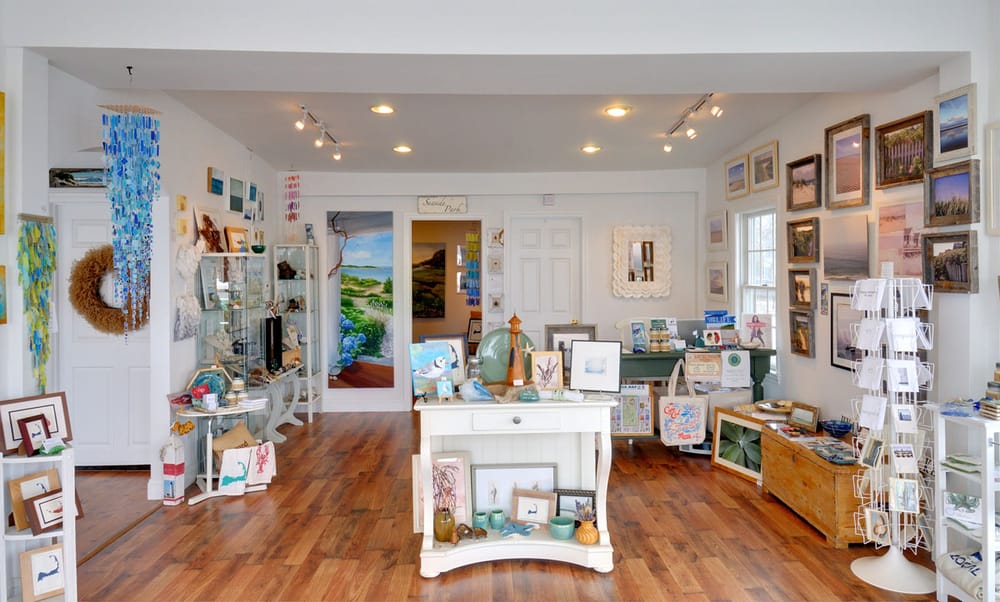 THE LITTLE BEACH GALLERY Updated September 2024 539 South St