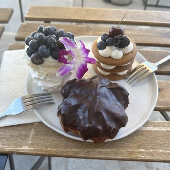 Lele Cake - Desserts we ordered. - Coffee & Tea Near Me - Los Gatos, California