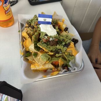 Vos Pupusas - Asada nachos - Salvadoran Near Me - Lancaster, California