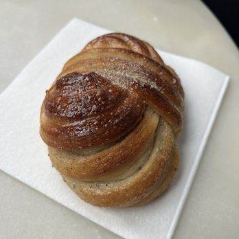 La Cabra - Cardamom Bun - Bakeries Near Me - New York, New York La Cabra - Cardamom Bun - Bakeries Near Me - New York, New York