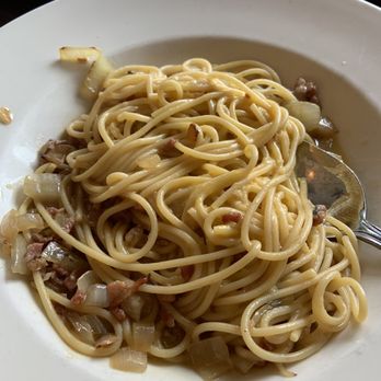 Antonio's Trattoria - Spaghetti alla Carbonara - Italian Near Me - Bronx, New York