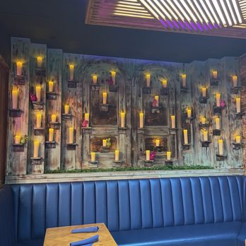 Estrella Cantina Lounge - Wall decor - Mexican Near Me - Riverside, California Estrella Cantina Lounge - Wall decor - Mexican Near Me - Riverside, California