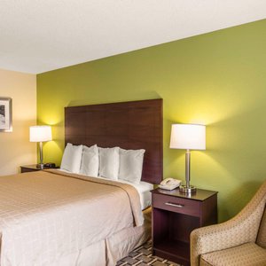 Quality Inn 34 Photos Hotels Us 441 North Bypass Cherokee