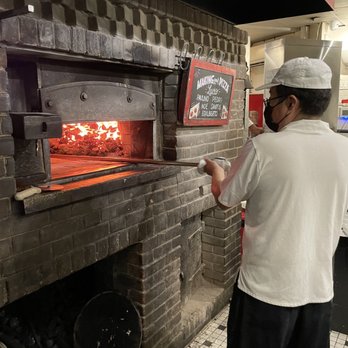 Juliana's - Pizza Near Me - Brooklyn, New York Juliana's - Pizza Near Me - Brooklyn, New York
