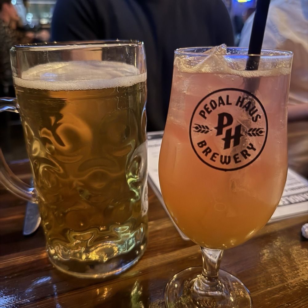 Pedal Haus Brewery - Gin fizz and beer - Breweries Near Me - Chandler, Arizona Pedal Haus Brewery - Gin fizz and beer - Breweries Near Me - Chandler, Arizona