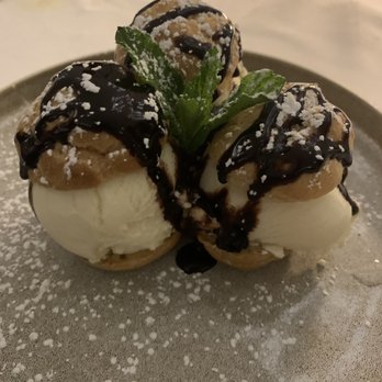 Underhills Crossing Restaurant - Profiteroles - New American Near Me - Bronxville, New York