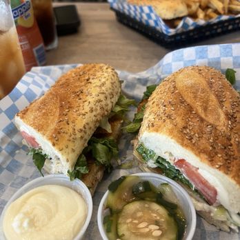 Press 195 - Bayside - Jimmy's Jimmy's Classic - Sandwiches Near Me - Bayside, New York