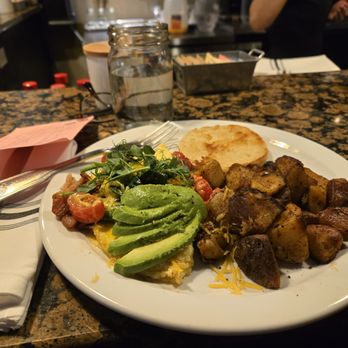 Bistro 76 Cafe & Catering - California omelette - Breakfast & Brunch Near Me - Edmonds, Washington Bistro 76 Cafe & Catering - California omelette - Breakfast & Brunch Near Me - Edmonds, Washington