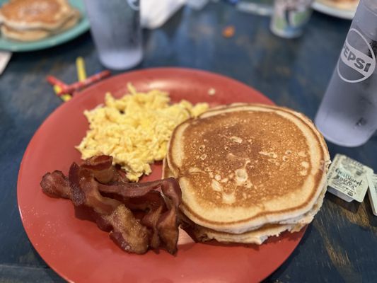 Everett Street Diner by null