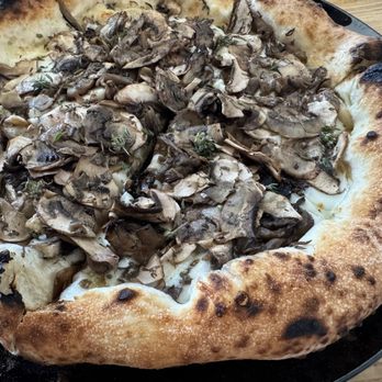 Sei Pizza Bar - Pizza Near Me - Los Angeles, California Sei Pizza Bar - Pizza Near Me - Los Angeles, California