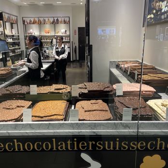 Läderach chocolatier suisse - Choices! - Chocolatiers & Shops Near Me - Cerritos, California