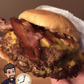 Shake Shack Garden State Plaza - Double Smokeshack - Burgers Near Me - Paramus, New Jersey