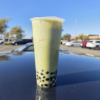 Beyond Tea - Mango Milk Tea with boba - Bubble Tea Near Me - Suisun City, California
