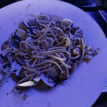 Caffe Luna Rosa - Linguine with white clam sauce. Apparently under blue light, but it did not look like! Was absolutely delicious - Italian Near Me - Delray Beach, Florida