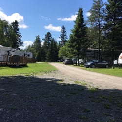 Camping Cabano - One of the roads in the campground