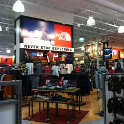 DICK'S Sporting Goods