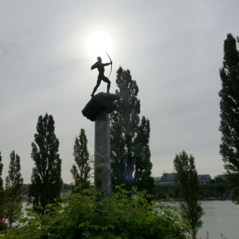 Prins Eugens, Waldemarsudde - Sculpture in the sun - Museums Near Me - Stockholm, Alberta