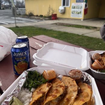 J&J Brothers Tacos - Birria Tacos - Tacos Near Me - Hadley, Massachusetts J&J Brothers Tacos - Birria Tacos - Tacos Near Me - Hadley, Massachusetts