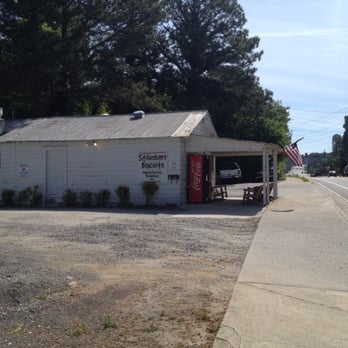 Stilesboro Biscuits - Be looking out for it or you will pass it! - Breakfast & Brunch Near Me - Kennesaw, Georgia
