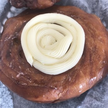 Rockstar Donuts - Gigantic cinnamon roll doughnut with cream cheese icing - Donuts Near Me - Largo, Florida