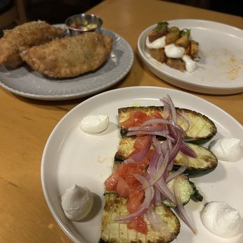 Hunter & Thief - Zucchini, empanadas & ricotta, peach toast - Cocktail Bars Near Me - Lindenhurst, New York