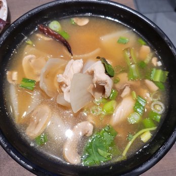 Thai Hot Box - Tom Yum soup - Thai Near Me - New York, New York