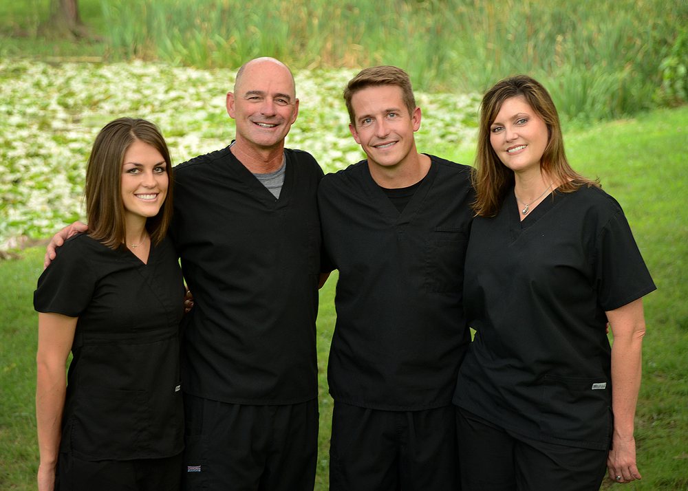 THE DENTISTS IN LAWRENCE Updated October 2024 12 Reviews 831