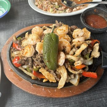 Guadalajara Mexican Restaurant - Mixtas fajitas - Mexican Near Me - Westminster, Colorado Guadalajara Mexican Restaurant - Mixtas fajitas - Mexican Near Me - Westminster, Colorado