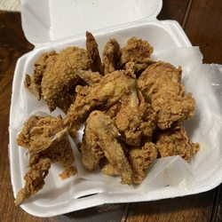 Marshas soul food cafe - Whole wings