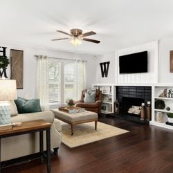 Finishing Touch Staging & Design - Living room