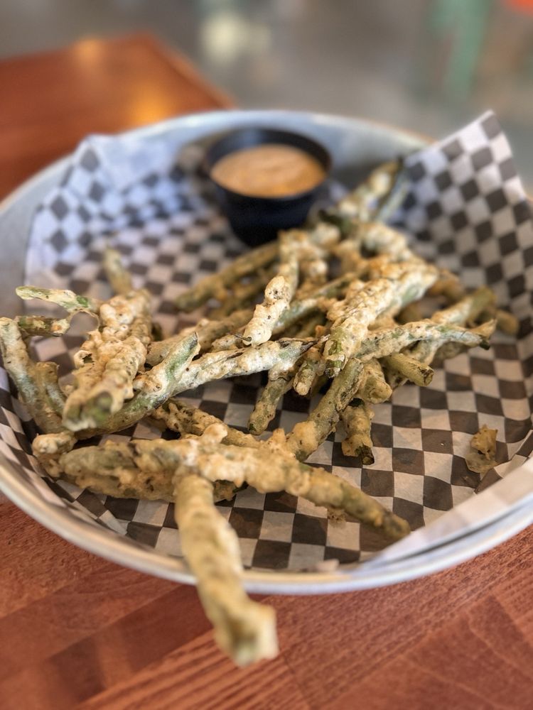 Food from Seguin Brewing