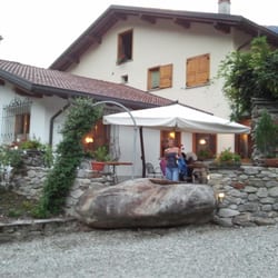 Agriturismo Aqua Fracta - Dal parcheggio, l'ingresso.
