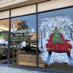 Frederick Dental Group - A winter Art to welcome the holiday season of 2021 and the arrival of Santa to Public Square in Wilkes Barre Pa