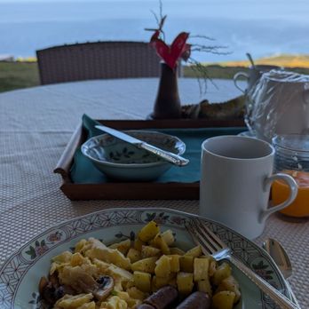 Horizon Guest House - Bed & Breakfast Near Me - Captain Cook, Hawaii