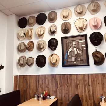 Nana's Kitchen - Decor - Breakfast & Brunch Near Me - Peyton, Colorado Nana's Kitchen - Decor - Breakfast & Brunch Near Me - Peyton, Colorado