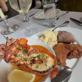 Maple & Ash - Steakhouses Near Me - Chicago, Illinois Maple & Ash - Steakhouses Near Me - Chicago, Illinois