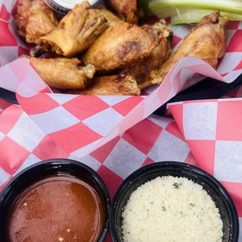 Wyatt's Grill & Saloon - Order of wings with good amount of sauces - Bars Near Me - Big Bear Lake, California