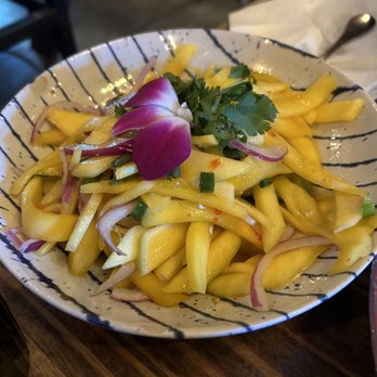 Saranrom Thai - Mango Salad - Thai Near Me - Elmhurst, New York