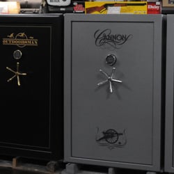 Stockdale's - Gun safes and hunting supplies