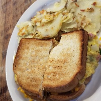 Richi’s Diner - Denver omelet sandwich - Italian Near Me - Surprise, Arizona