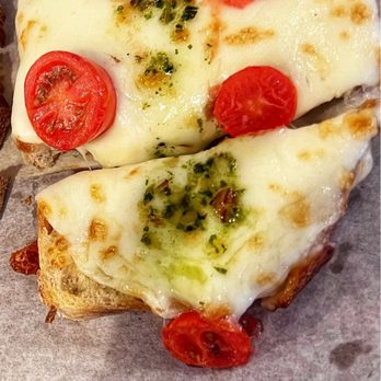 Ruah Cafe - Breakfast & Brunch Near Me - Conroe, Texas Ruah Cafe - Breakfast & Brunch Near Me - Conroe, Texas