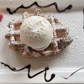 Romanacci - Westport - Waffles - Pizza Near Me - Westport, Connecticut
