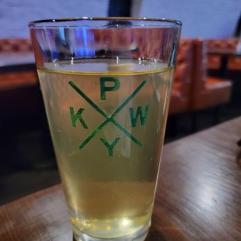 PKWY Tavern - District - Sports Bars Near Me - Henderson, Nevada PKWY Tavern - District - Sports Bars Near Me - Henderson, Nevada