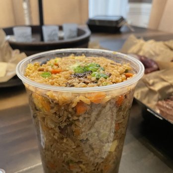 Jon G's Barbecue - Brisket and pork fried rice, a bit bland overall it was just okay. - Barbeque Near Me - Peachland, North Carolina Jon G's Barbecue - Brisket and pork fried rice, a bit bland overall it was just okay. - Barbeque Near Me - Peachland, North Carolina