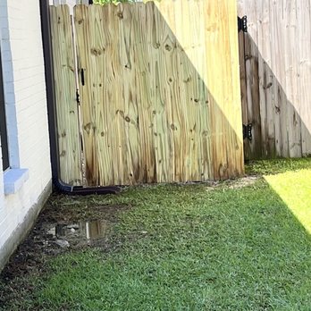 Doc Baker Gate - Fences & Gates Near Me