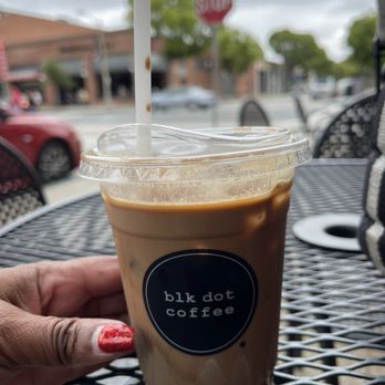 BLK DOT COFFEE - Updated July 2024 - 197 Photos & 140 Reviews - 201 W