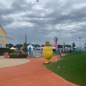 Peppa Pig Theme Park - Amusement Parks Near Me - Cypress Gardens, Florida