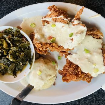 Nexus Brewery and Restaurant - Southern Fried Chicken Breast Meal - Breweries Near Me - Albuquerque, New Mexico