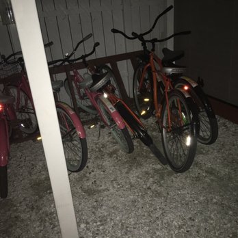Anna Maria Beach Cottages - More free bikes - Vacation Rentals Near Me - Anna Maria, Florida